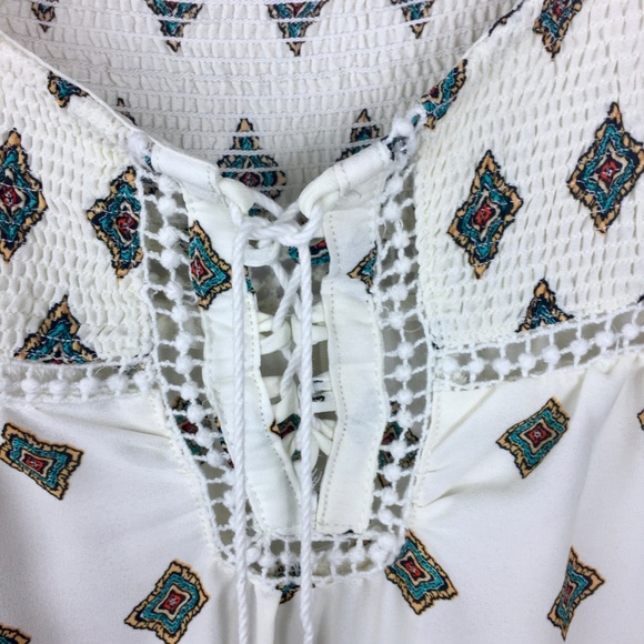 Papaya Multi Patterned Cream Lace Up Top - Picture 5 of 8